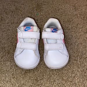 Nike toddler girl shoes